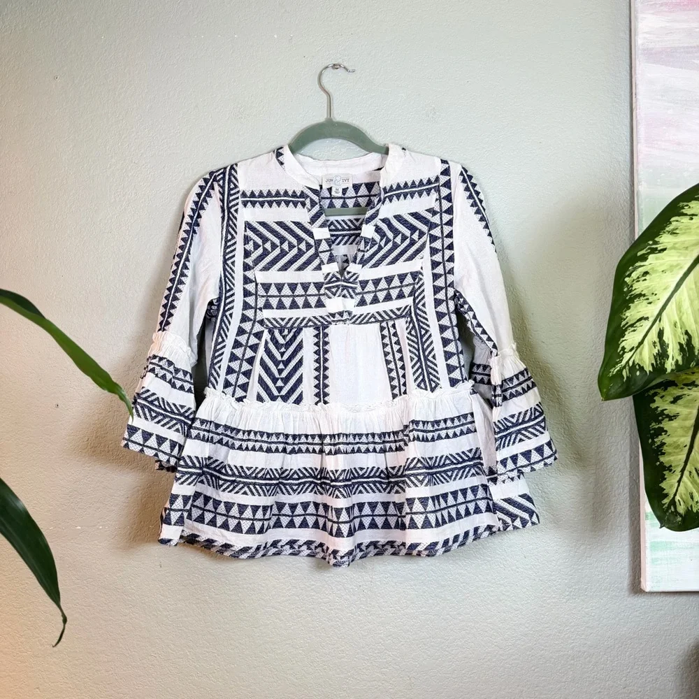 Jun & Ivy Cotton Mediterranean Blue White Notch V Neck Ruffle Hem Bohemian Top M - Picture 1 of 9